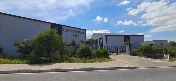 359  m² Industrial space