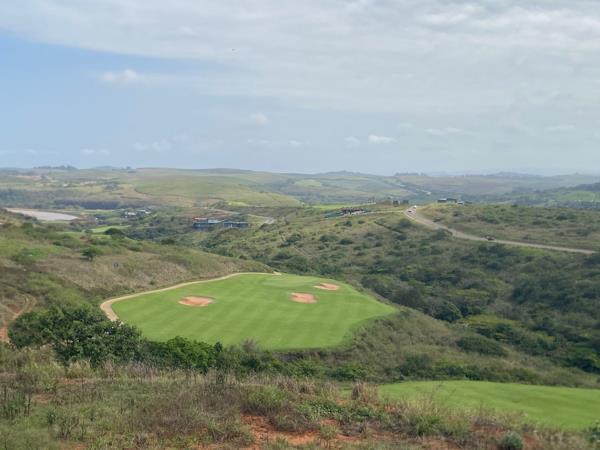 1 034 m² Land