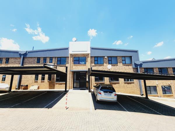 981  m² Industrial space