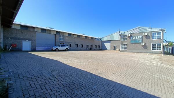 2 500  m² Industrial space