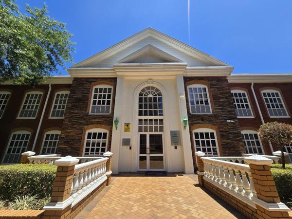 605  m² Commercial space