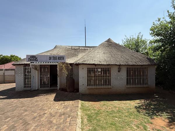 72  m² Commercial space