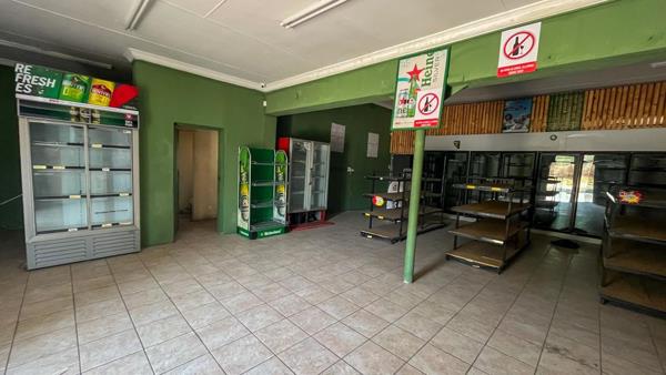 371  m² Industrial space