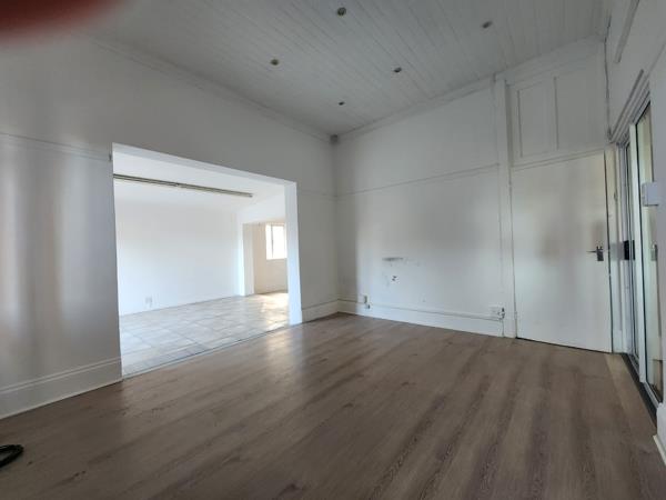 68 m² Commercial space