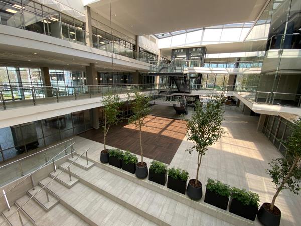 1 500 m² Office Space