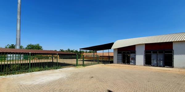 135  m² Commercial space