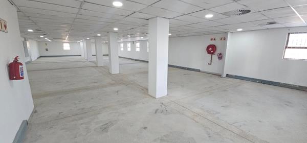 570 m² Industrial space