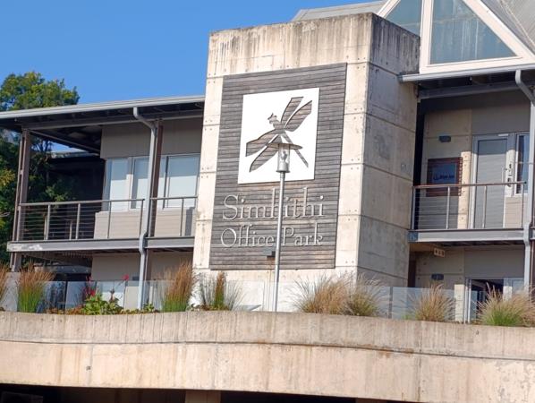 42  m² Commercial space