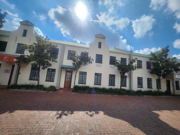 100  m² Commercial space