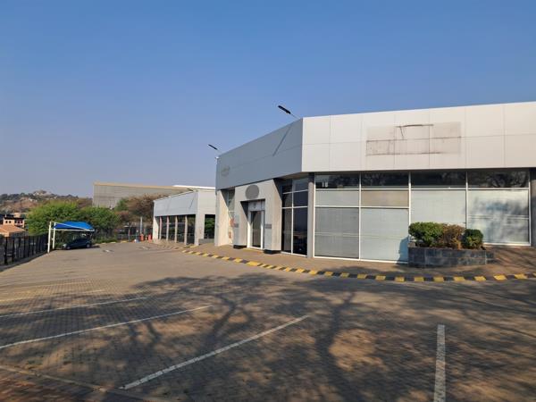 3 928 m² Commercial space