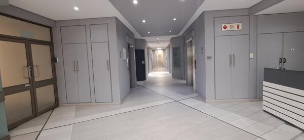 64  m² Office Space