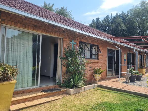 1 Bedroom Garden Cottage