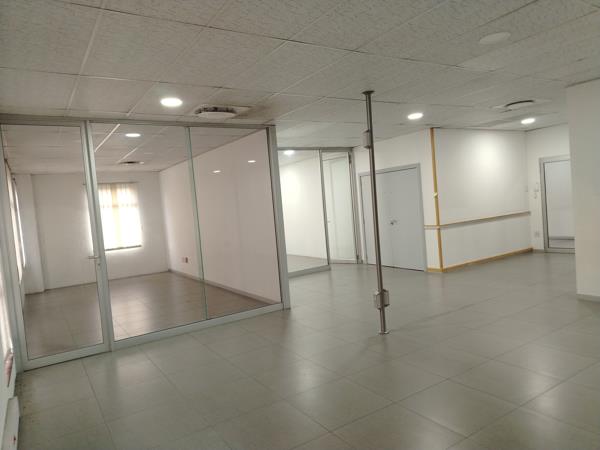 202  m² Commercial space