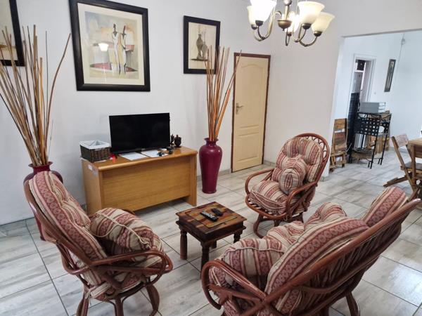 350  m² Commercial space