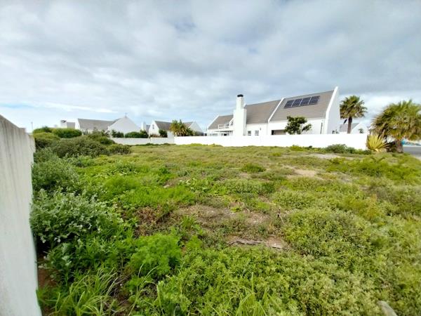 587 m² Land