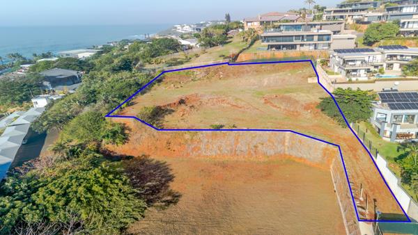 2 205 m² Land