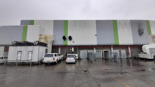 3 517  m² Industrial space