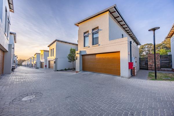 4 Bedroom Townhouse