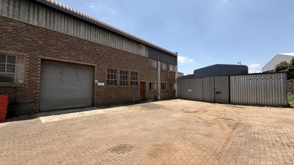 640  m² Industrial space