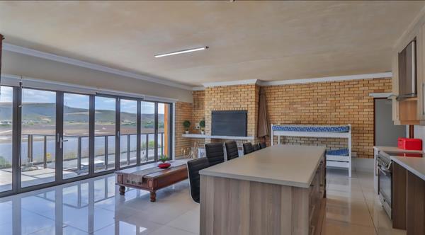12 Bedroom House