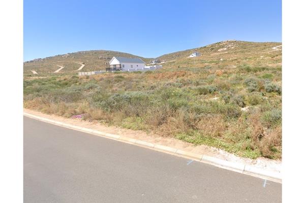 301 m² Land