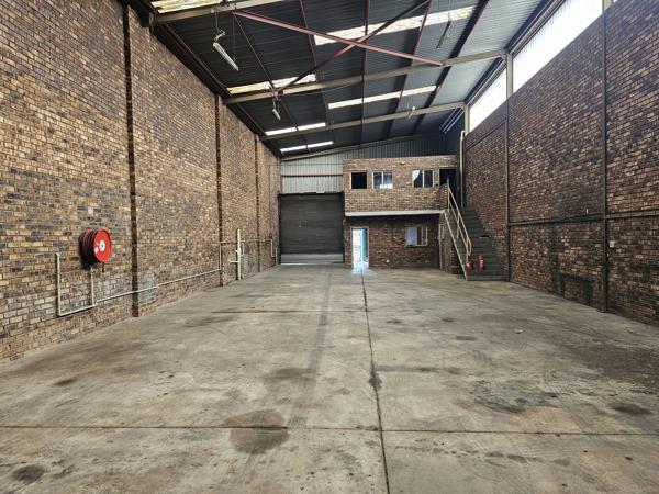 305  m² Industrial space