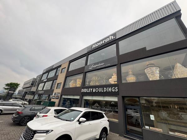 284  m² Commercial space