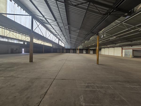 5 355  m² Industrial space