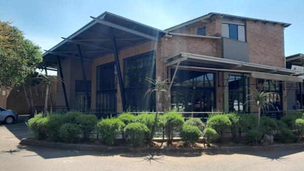 414  m² Retail Space