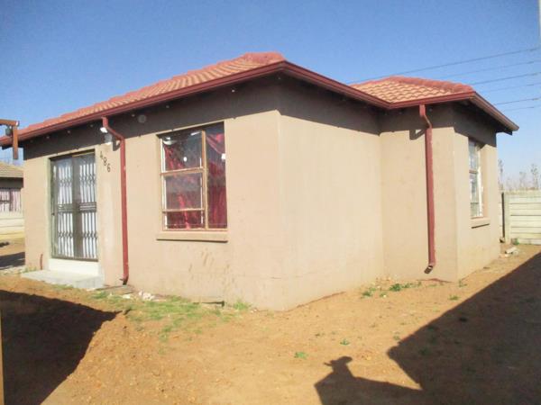 2 Bedroom House