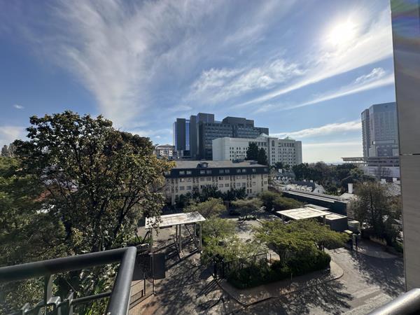 1 211  m² Commercial space