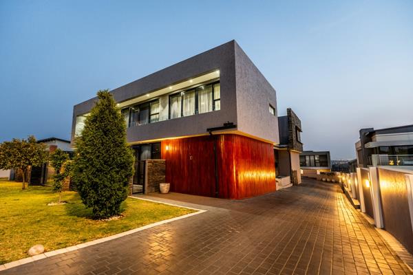5 Bedroom House