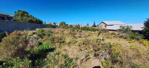 880 m² Land