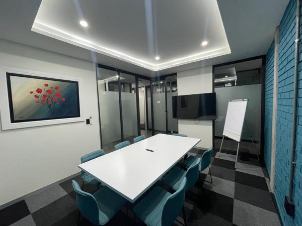 6  m² Office Space