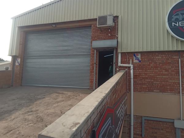 400  m² Commercial space