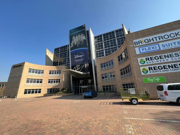 110  m² Commercial space