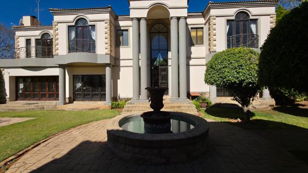 300  m² Commercial space