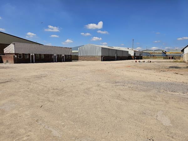 4 100  m² Industrial space