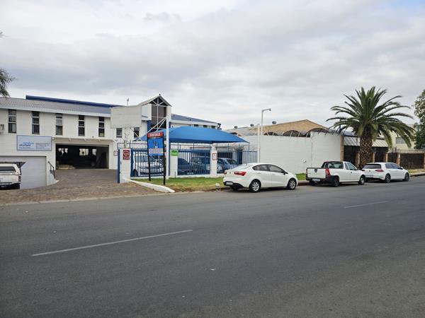 2 900  m² Industrial space