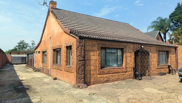 9 Bedroom House