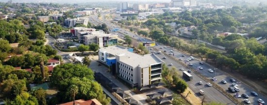 3 438  m² Commercial space