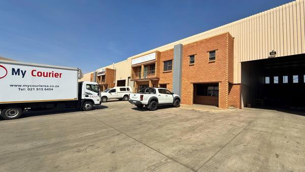 594  m² Industrial space