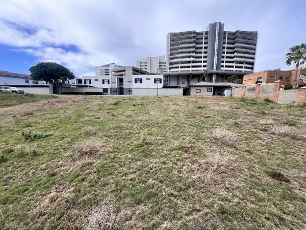 648 m² Land