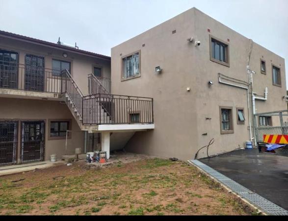 75  m² Commercial space