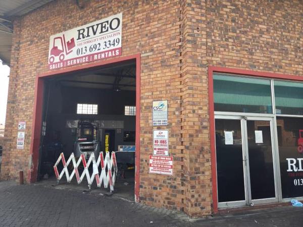 246  m² Industrial space