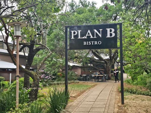 359  m² Retail Space