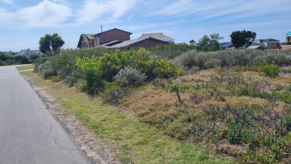 733 m² Land