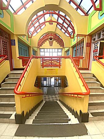 1 760  m² Commercial space