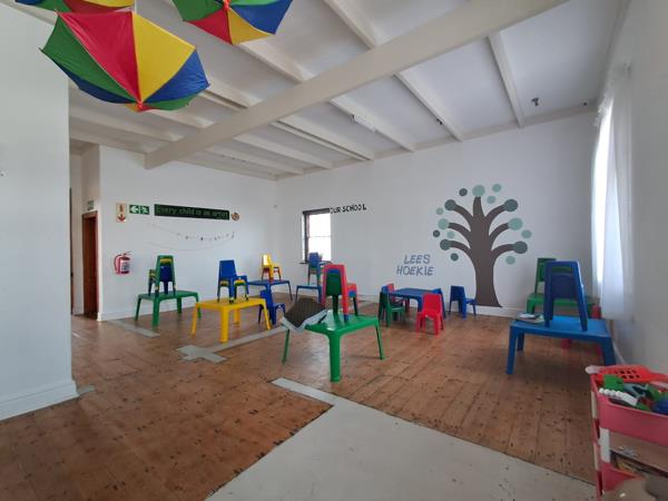 250 m² Commercial space