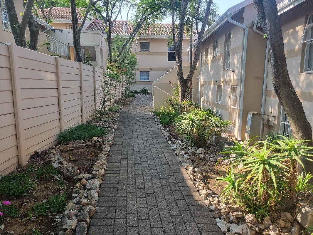 2 Bedroom Townhouse in Edenburg